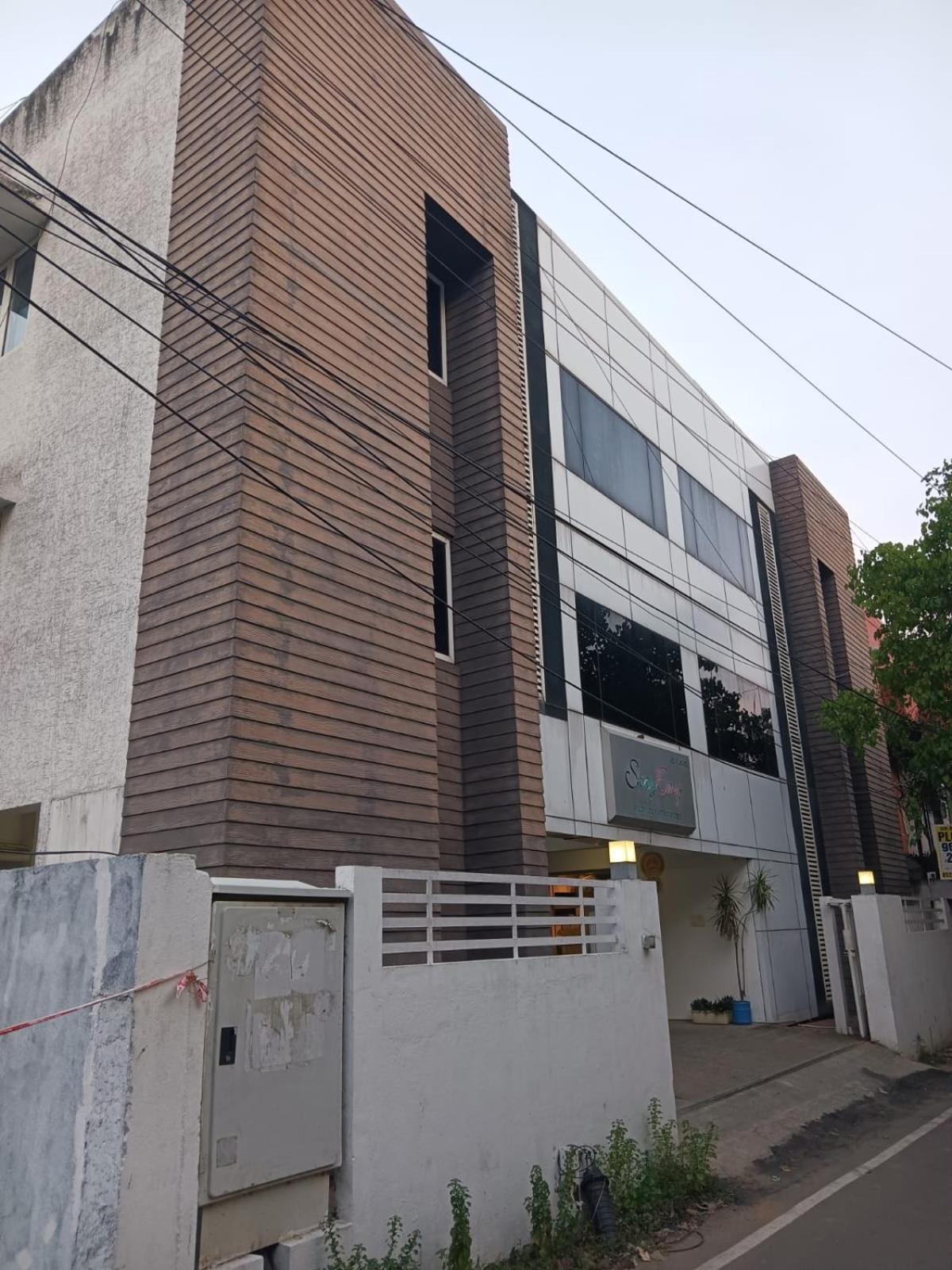 Stayeasy Tiruvanmiyur Chennai Exterior photo
